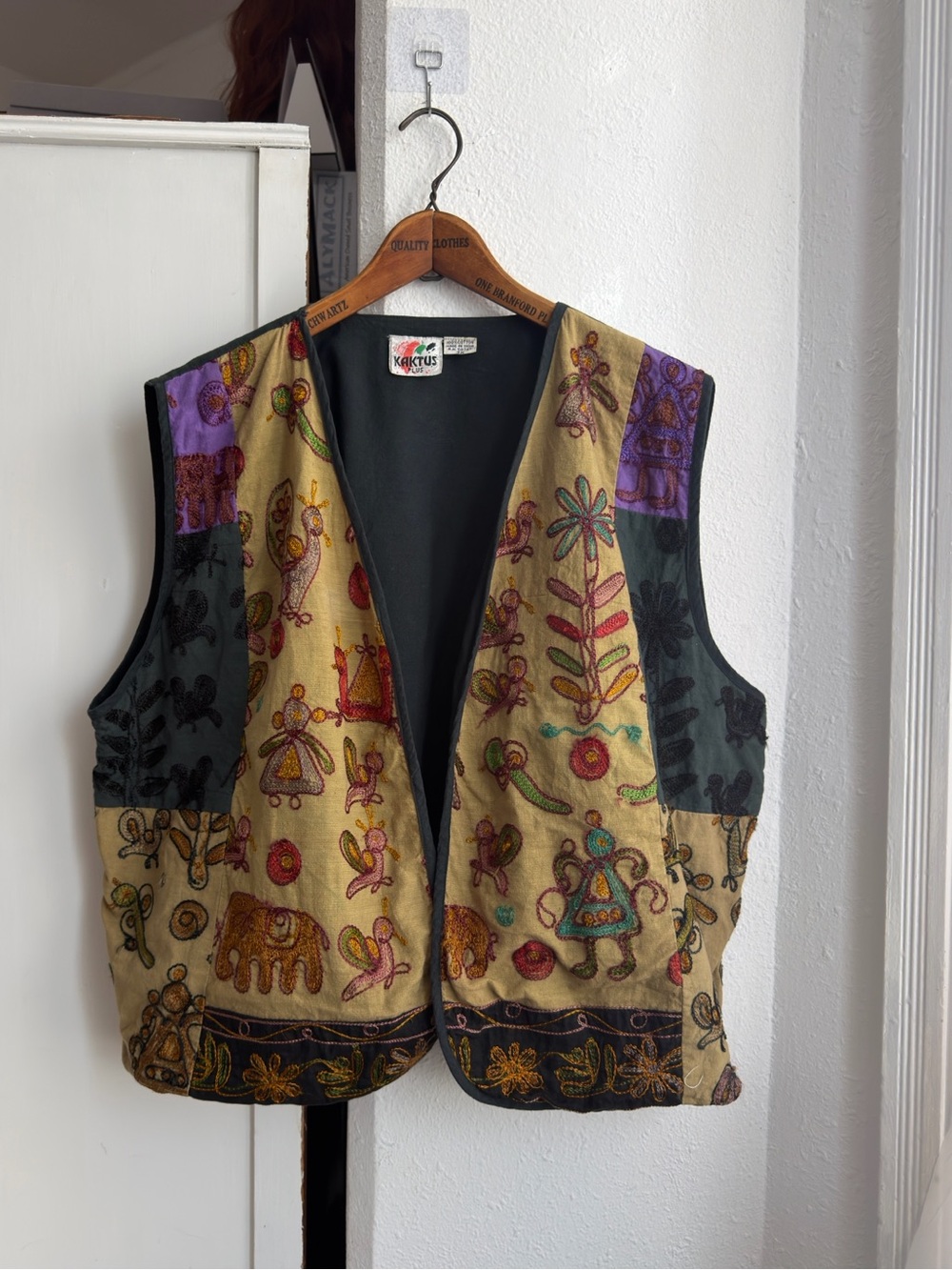 Vintage 90s Kaktus Plus embroidered vest 100% cotton lined